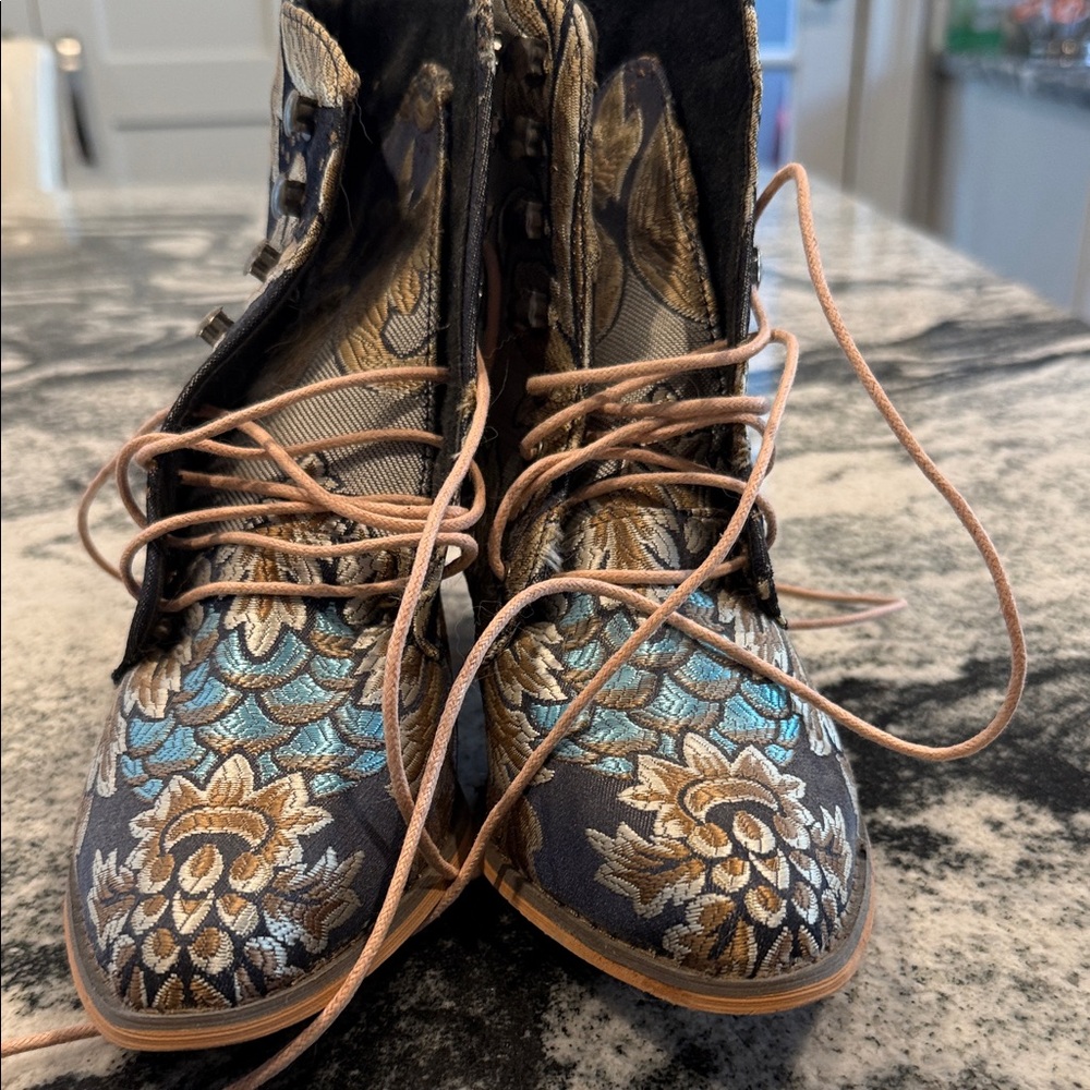 Chic Embroidered Lace-Up Boots